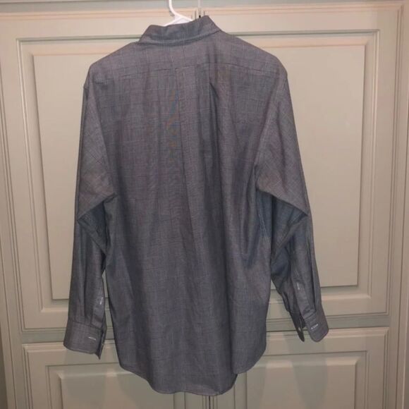 Hathaway Classic Button Down Shirt - Picture 4 of 4